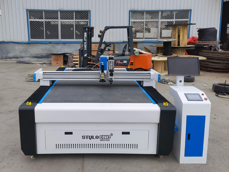 帶氣動(dòng)刀的自動(dòng)數(shù)控墊片切割機(jī)