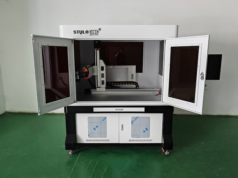 大型三軸龍門(mén)光纖激光打標(biāo)機(jī)出售