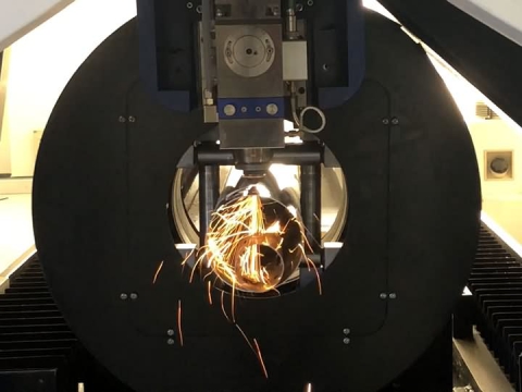 6米長金屬管材光纖激光切割機(jī) 1000W 6米長金屬管材光纖激光切割機(jī) 1000W