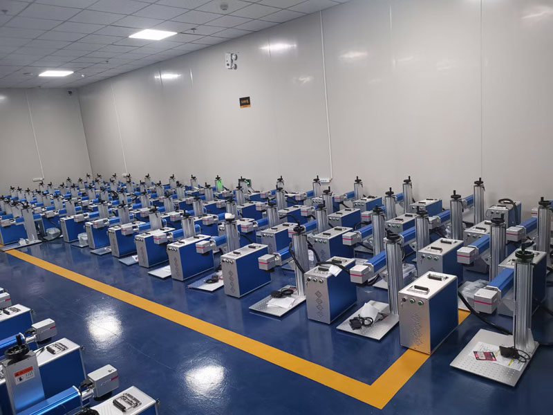 經濟實惠的光纖激光雕刻機，用于彩色標記