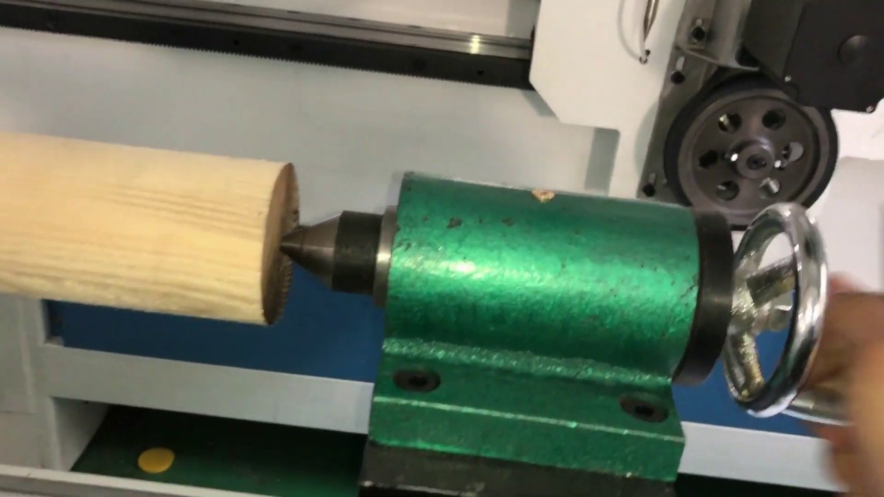 初學者如何使用帶有旋轉(zhuǎn)第四軸的數(shù)控雕刻機？